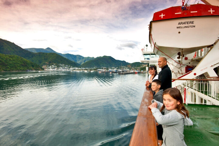 Interislander Aratere Family on Deck ScaleWidthWzc5NV0
