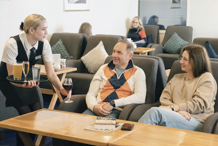 Premium Lounge